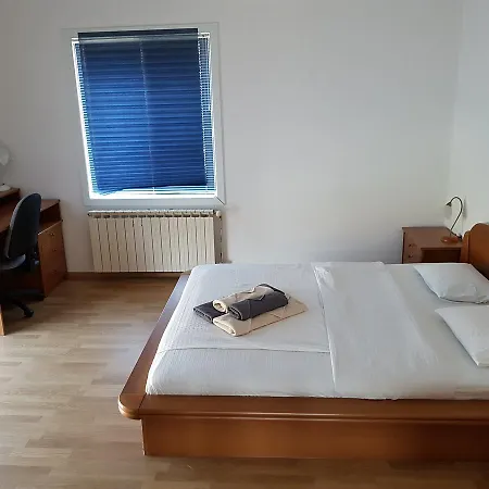 Villa Kravica